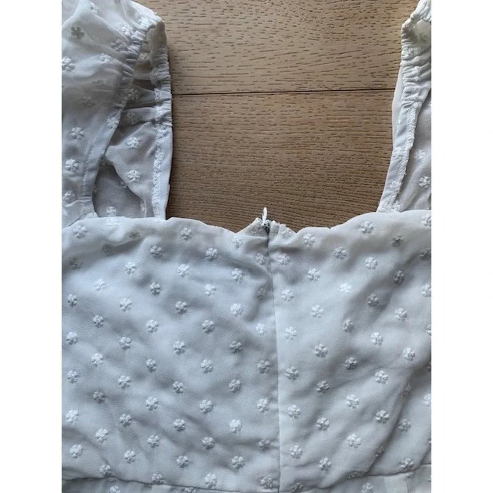 Princess Polly White Clip Dot Mini Dress Ruched Bust Tiered Ruffle Hem Sz 10